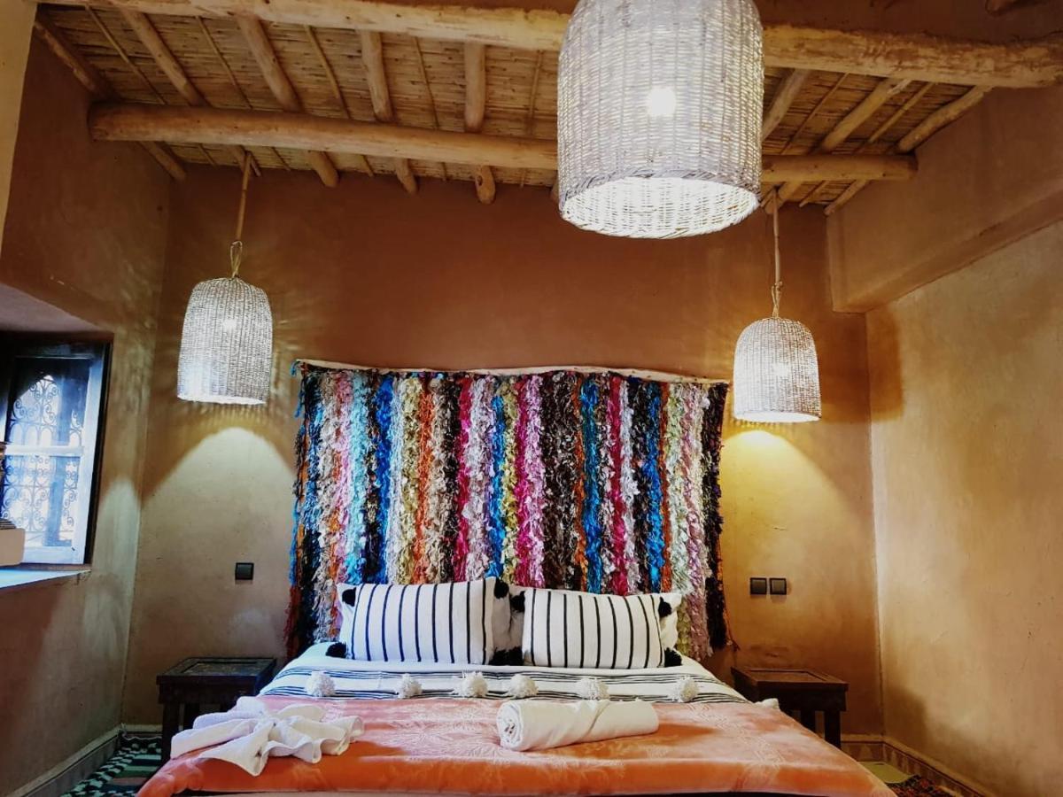 Dar Isselday Bed & Breakfast Tisseldeï Екстериор снимка