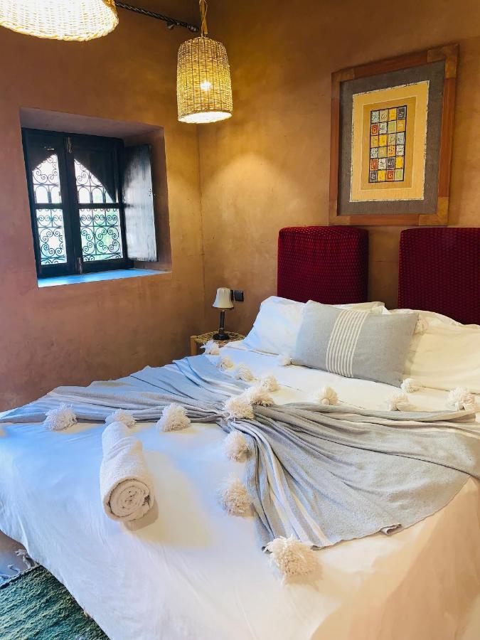 Dar Isselday Bed & Breakfast Tisseldeï Екстериор снимка