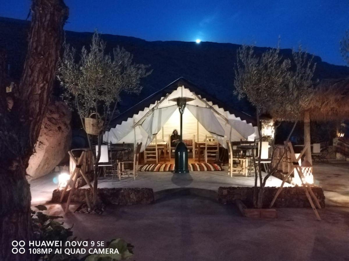 Dar Isselday Bed & Breakfast Tisseldeï Екстериор снимка
