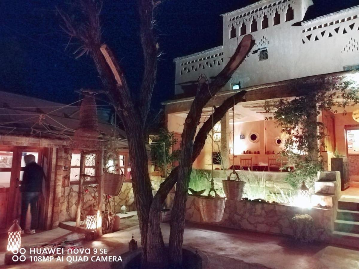 Dar Isselday Bed & Breakfast Tisseldeï Екстериор снимка